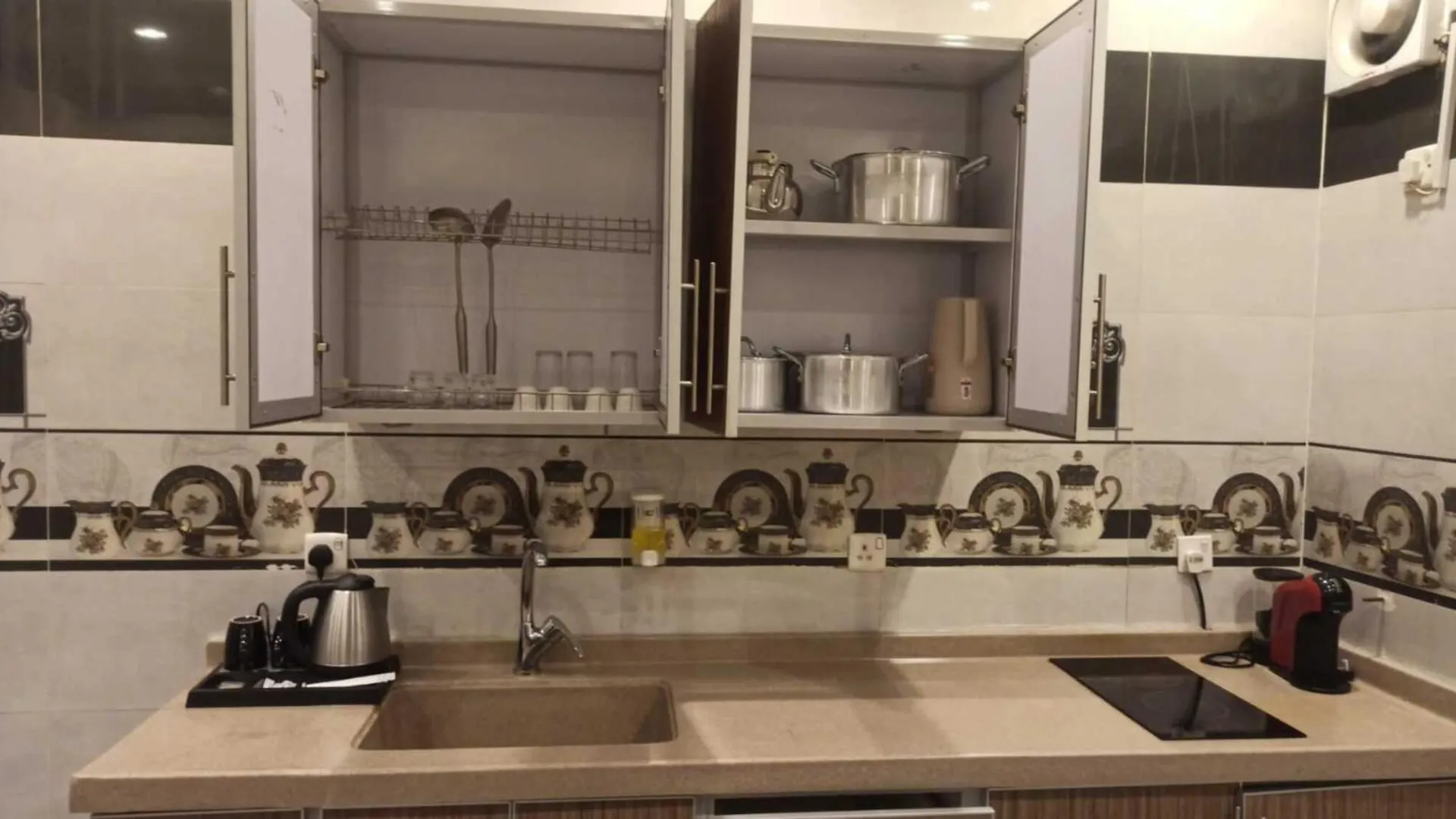 همم للشقق المخدومة - الحمدانية جده Jeddah Aparthotel